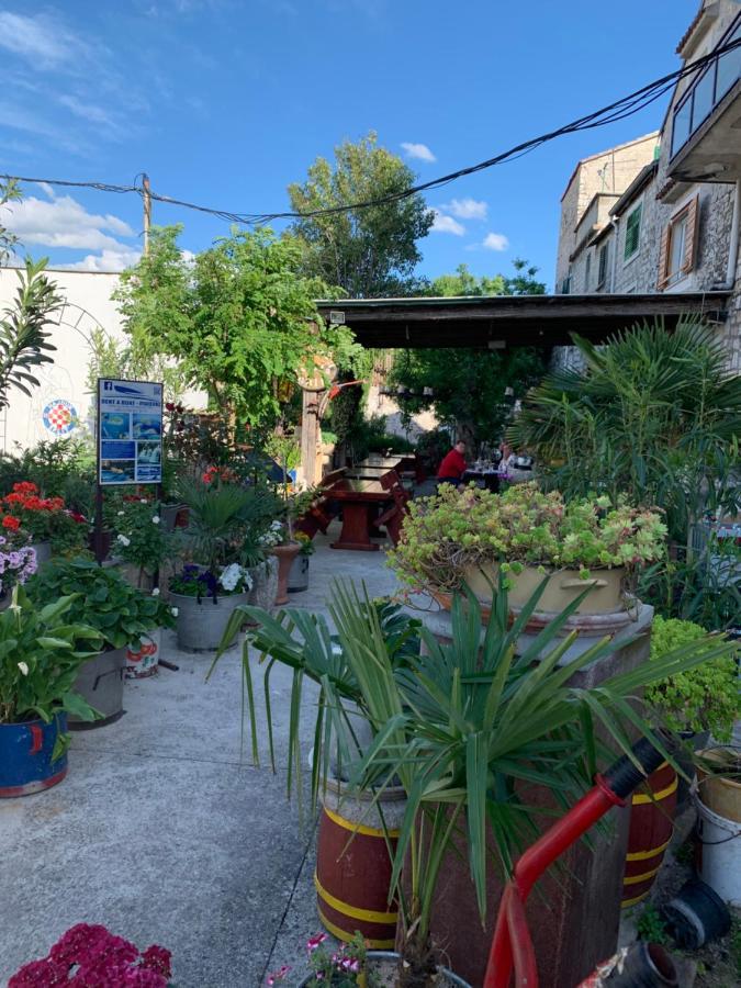 Villa Magica Pirovac Esterno foto