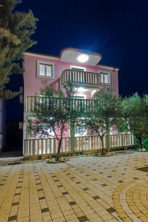 Villa Magica Pirovac Esterno foto